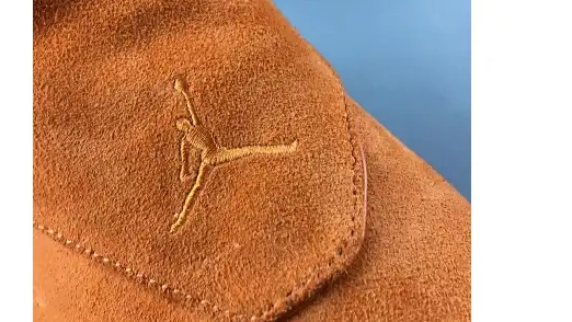 AA2494-801 Retro 18 AA2494-801 Orange Campfire Jordan  0528